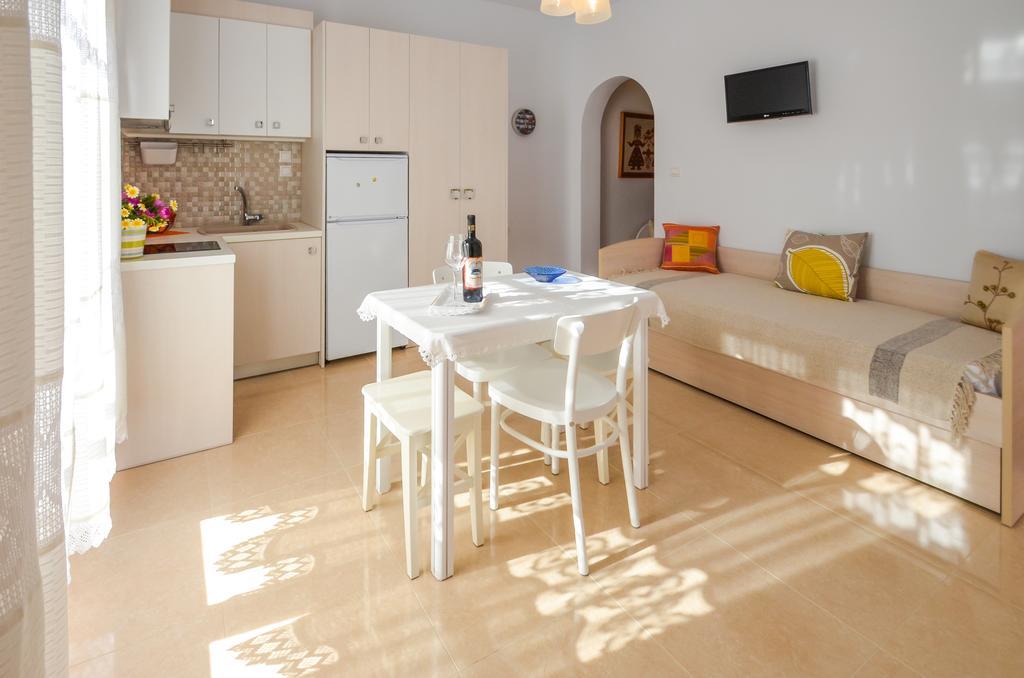 Villa Mary Elen Pollonia Chambre photo